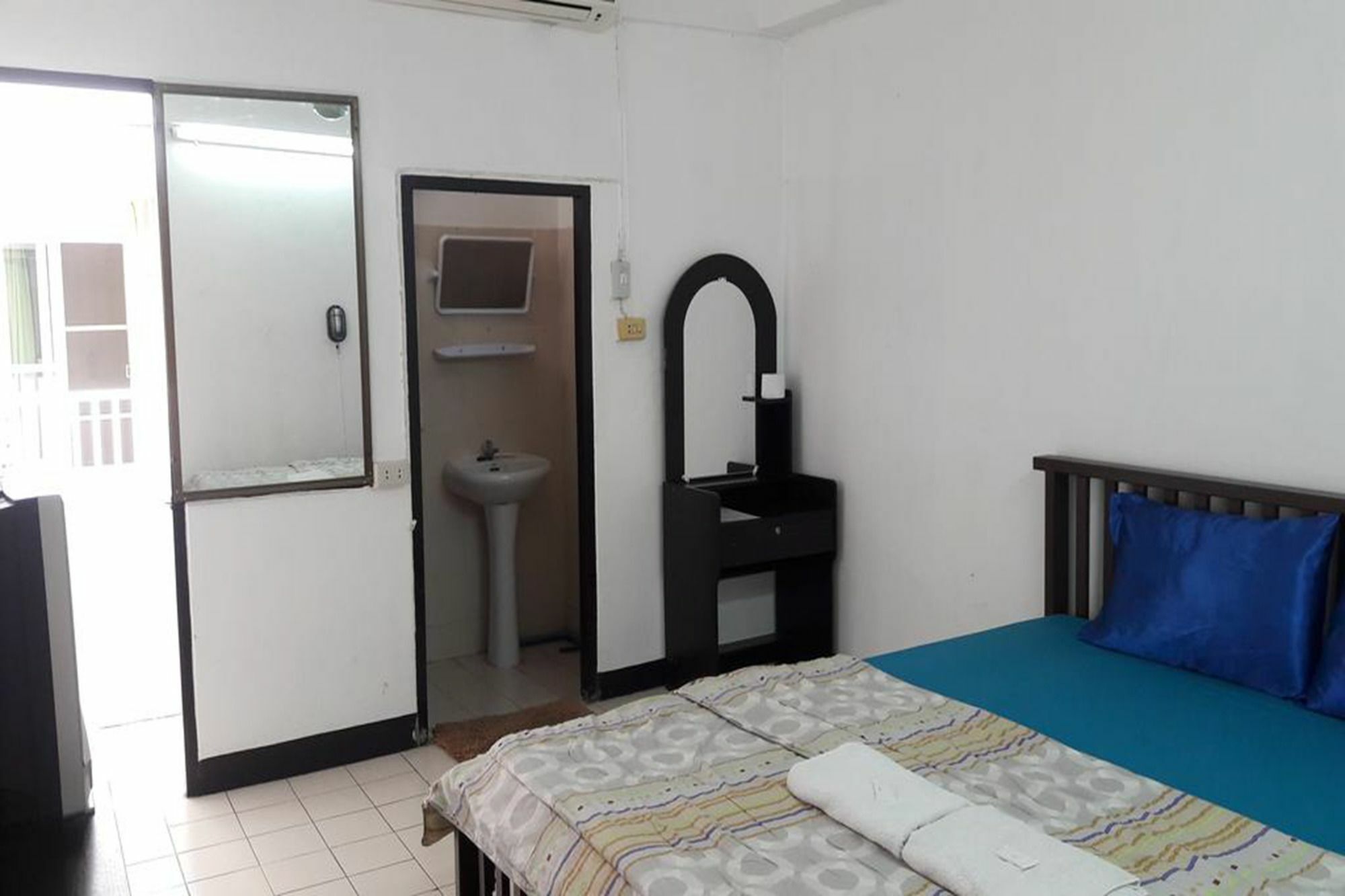 Md Rose Apartment Bangkok Zewnętrze zdjęcie